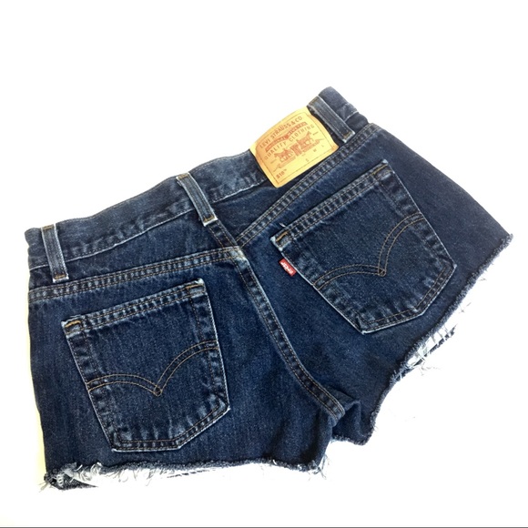 VINTAGE Levi's 518 Cut offs | Sale - Picture 2 of 4